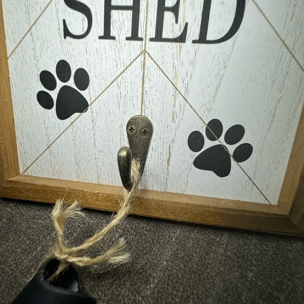 Dog wooden frame picture and hang lint roller